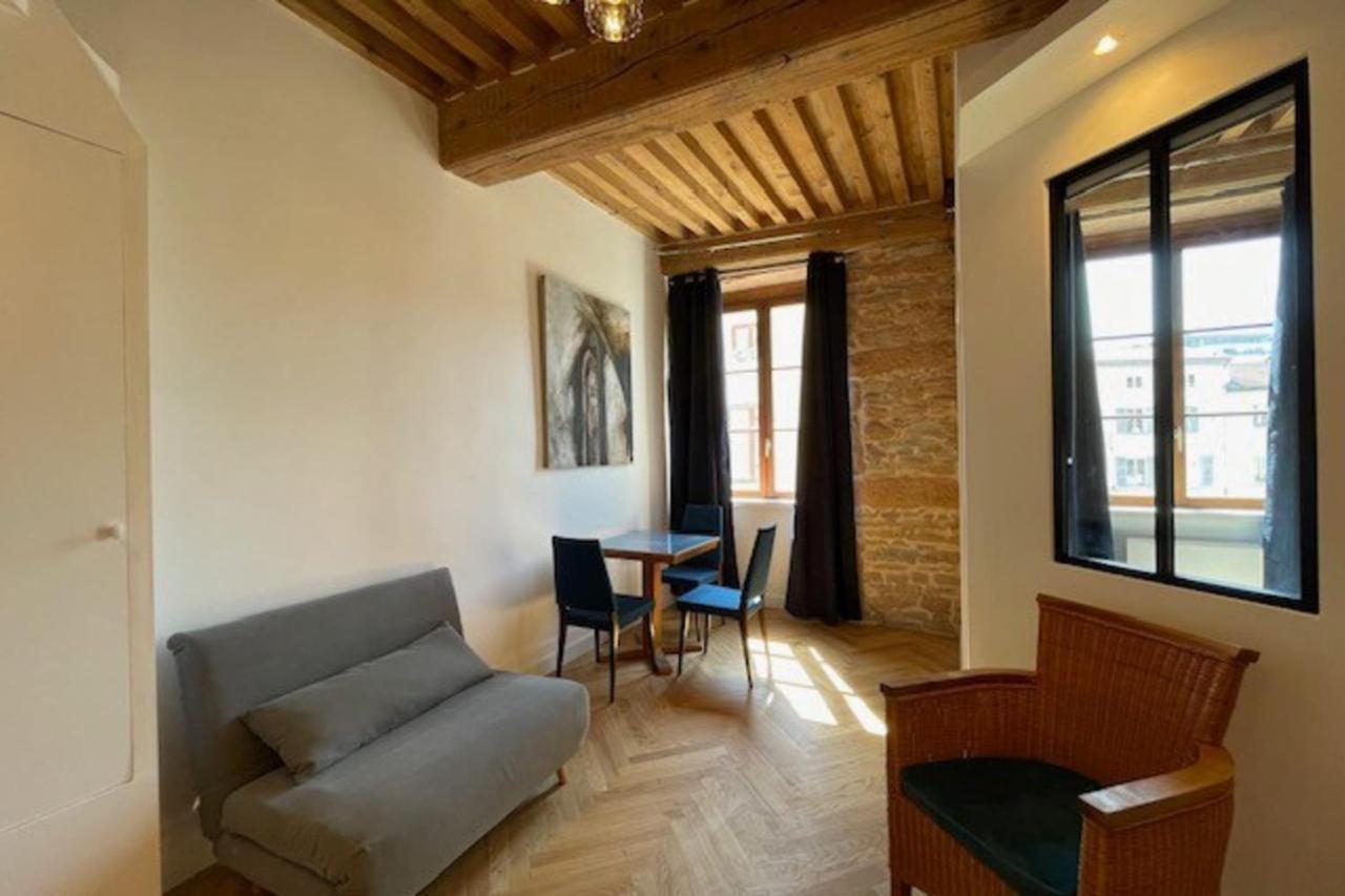 Le Petit St Pierre Charmant 2 Pers Valmy Лион Экстерьер фото